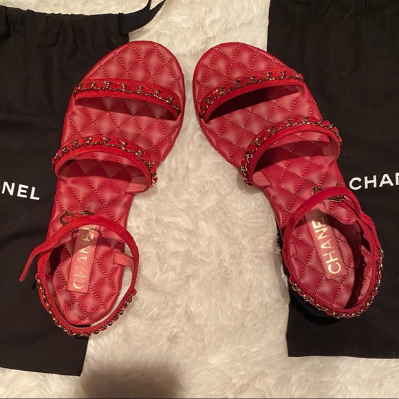 CHANEL RARE Red and Gold Sandals - Picture 1 of 11